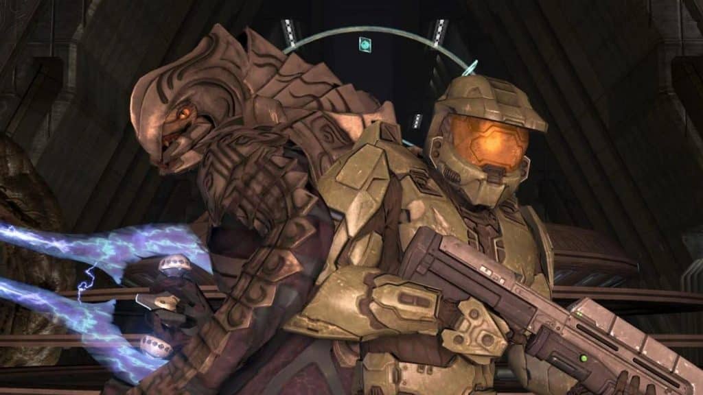 Arbiter und Master Chief bekämpfen Feinde