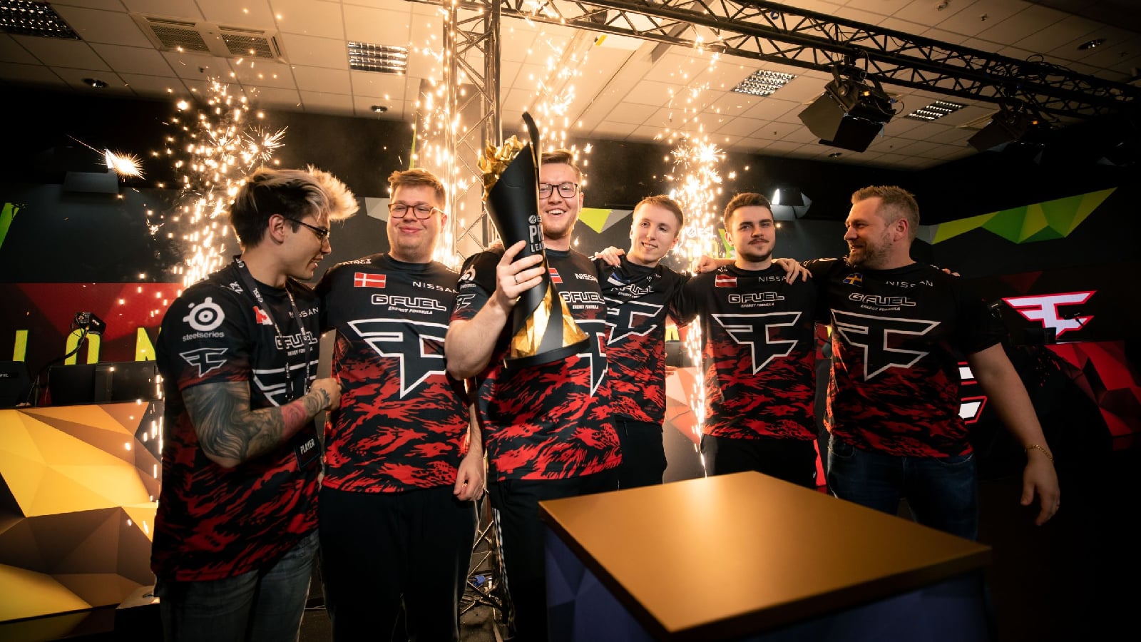 PGL CSGO Major Antwerpen 2022: Vitality Batter Complexity